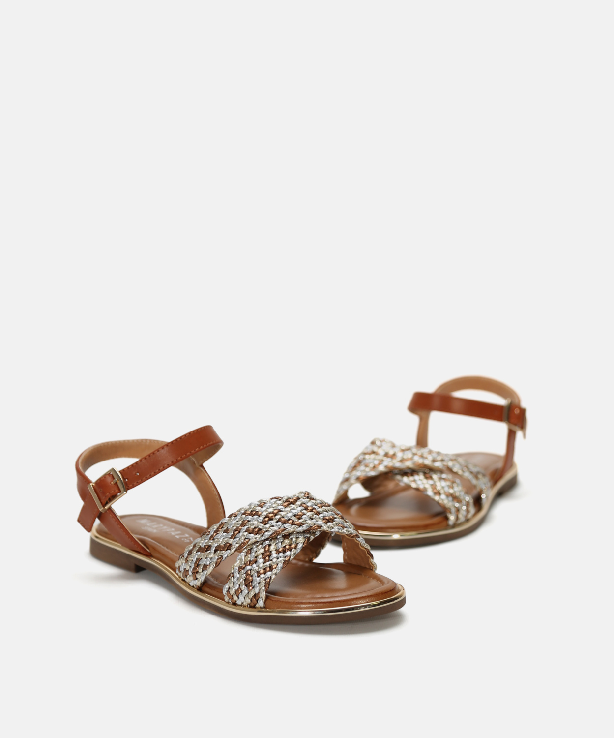 Sand&aacute;lia rasa entran&ccedil;ada image number null